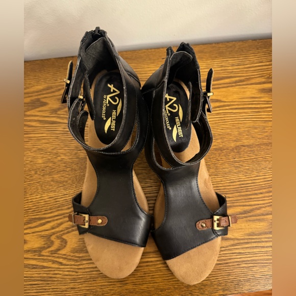 AEROSOLES Black and Brown Wedge Sandals Size 8.5 - Picture 10 of 16